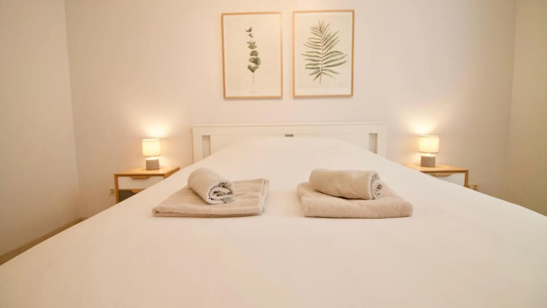 Heart Of Grand Place - Stunning 3Br Triplex Brussels